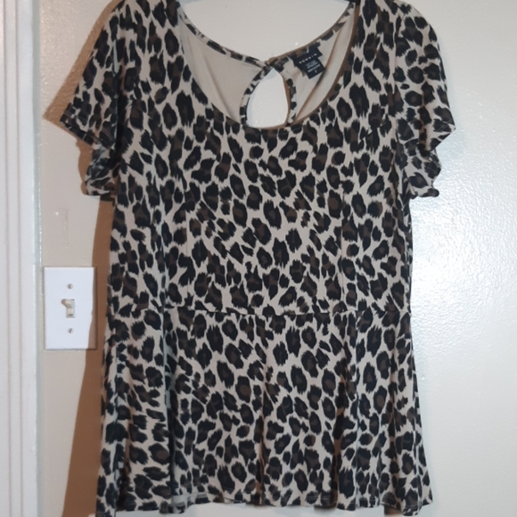 torrid Tops - 🐆TORRID Leopard Top🐆